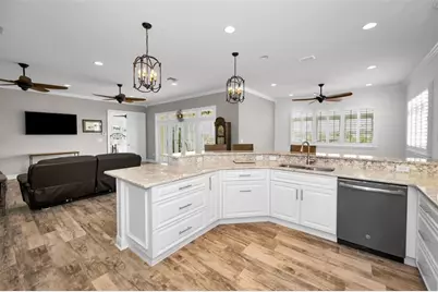 11325 5th Street E, Treasure Island, FL 33706 - Photo 24