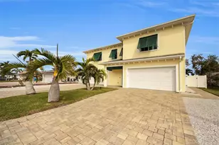 11325 5th St E, Treasure Island, FL 33706 - Photo 4