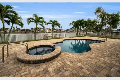 11325 5th Street E, Treasure Island, FL 33706 - Photo 58