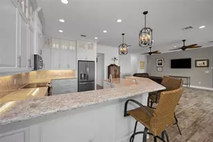 11325 5th St E, Treasure Island, FL 33706 - Photo 24