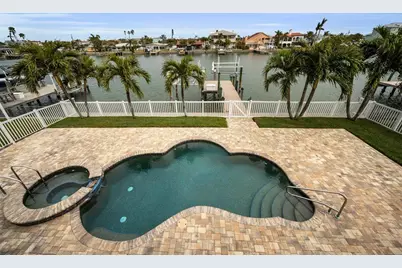 11325 5th Street E, Treasure Island, FL 33706 - Photo 16