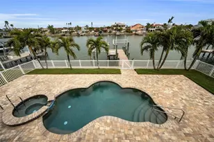 11325 5th St E, Treasure Island, FL 33706 - Photo 16