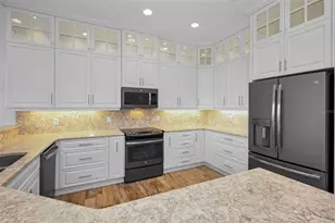 11325 5th St E, Treasure Island, FL 33706 - Photo 20
