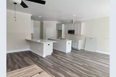 422 Shannon Estates Court, Plant City, FL 33563 - Photo 8