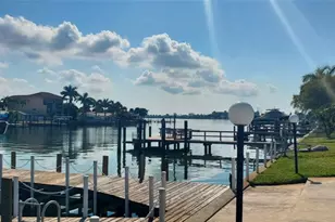 11185 5th St E, Treasure Island, FL 33706 - Photo 16