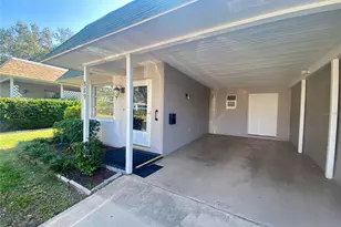 889 Sky Loch Dr S, Dunedin, FL 34698 - Photo 2