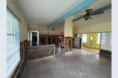 18006 4th Street E, Redington Shores, FL 33708 - Photo 24