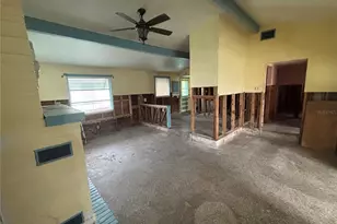 18006 4th St E, Redington Shores, FL 33708 - Photo 10