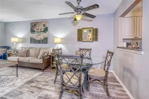 13714 Mission Oaks Blvd, Seminole, FL 33776 - Photo 4