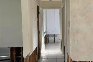 9524 Treasure Ln NE, Saint Petersburg, FL 33702 - Photo 26