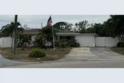 9524 Treasure Lane NE, Saint Petersburg, FL 33702 - Photo 24