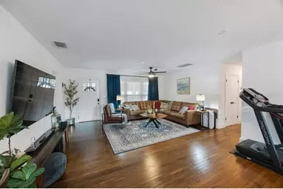 2504 W Fletcher Avenue, Tampa, FL 33618 - Photo 4