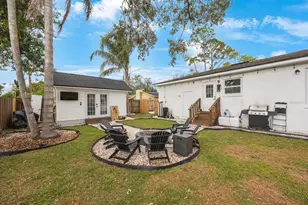 2504 W Fletcher Ave, Tampa, FL 33618 - Photo 26