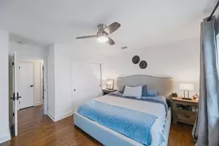 2504 W Fletcher Ave, Tampa, FL 33618 - Photo 14