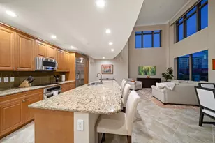 470 Mandalay Ave, Clearwater Beach, FL 33767 - Photo 20