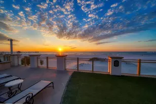 470 Mandalay Ave, Clearwater Beach, FL 33767 - Photo 4