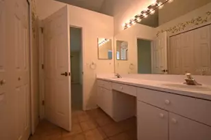 35324 Whispering Pines Dr, Zephyrhills, FL 33541 - Photo 18