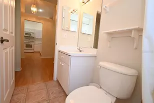 35324 Whispering Pines Dr, Zephyrhills, FL 33541 - Photo 22