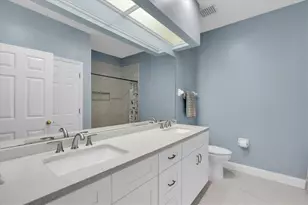 6224 Vista Verde Dr W, Saint Petersburg, FL 33707 - Photo 24