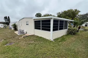 52 Frangipani Cir, Largo, FL 33770 - Photo 2