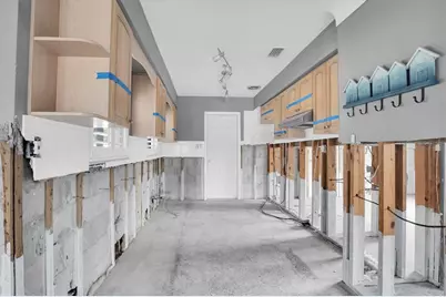 117 73rd Avenue, Saint Pete Beach, FL 33706 - Photo 8