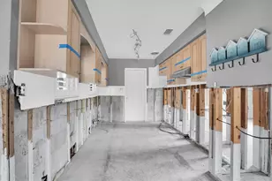 117 73rd Ave, Saint Pete Beach, FL 33706 - Photo 8