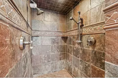 513 Suwanee Circle, Tampa, FL 33606 - Photo 54