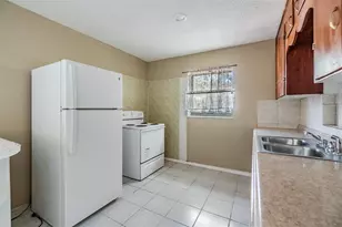 5130 Dr Martin Luther King Jr St S, Saint Petersburg, FL 33705 - Photo 14