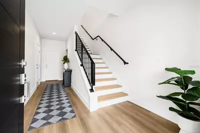 460 87th Avenue North, Saint Petersburg, FL 33702 - Photo 10