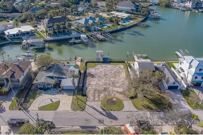 21 N Pine Circle, Belleair, FL 33756 - Photo 8