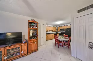 5557 Baywater Dr, Tampa, FL 33615 - Photo 28