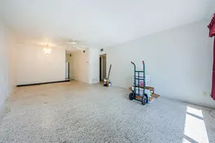 4154 57th St N, Kenneth City, FL 33709 - Photo 14