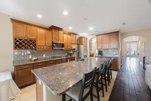 2564 Grand Cypress Blvd, Palm Harbor, FL 34684 - Photo 18