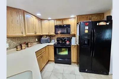 7711 Innis Court, Saint Petersburg, FL 33709 - Photo 10