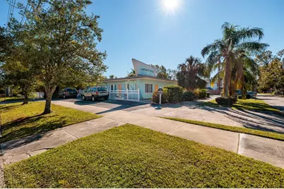 206 9th Avenue NE, Saint Petersburg, FL 33701 - Photo 4