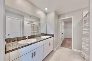 3059 Nubbin Ridge Ln, Zephyrhills, FL 33540 - Photo 20