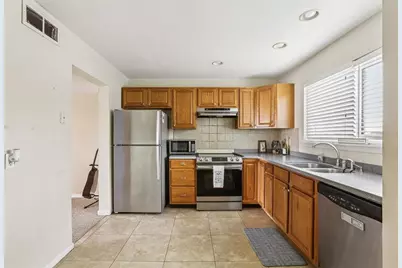 6325 Newtown Circle #25B2, Tampa, FL 33615 - Photo 26