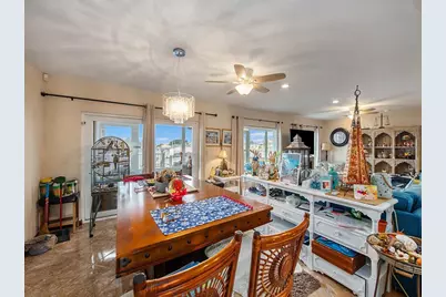 1818 Dolphin Boulevard S, Saint Petersburg, FL 33707 - Photo 14