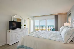 1230 Gulf Blvd, Clearwater Beach, FL 33767 - Photo 6