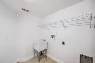 960 Starkey Rd, Largo, FL 33771 - Photo 42