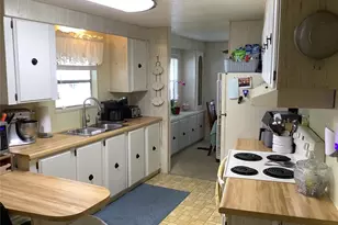 35016 Major Dade Dr, Dade City, FL 33523 - Photo 4