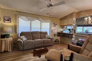 85 Roan Rd, River Ranch, FL 33867 - Photo 4