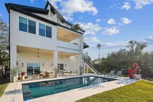 1640 Seabreeze Dr, Tarpon Springs, FL 34689 - Photo 68