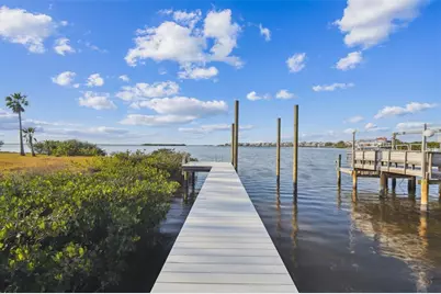 1640 Sea Breeze Drive, Tarpon Springs, FL 34689 - Photo 2
