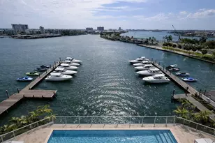 411 E Shore Dr, Clearwater Beach, FL 33767 - Photo 14
