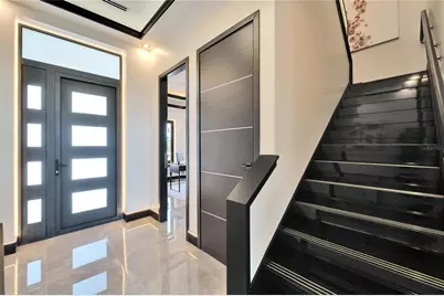 6536 Simone Shores Circle, Apollo Beach, FL 33572 - Photo 10