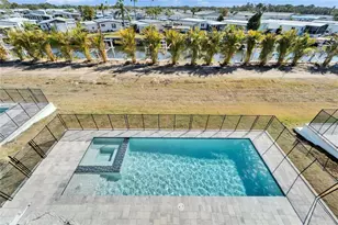 6536 Simone Shores Cir, Apollo Beach, FL 33572 - Photo 84