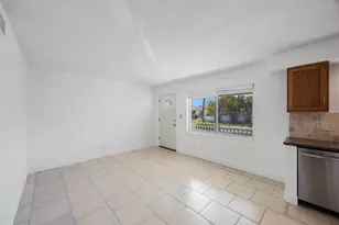 11485 2nd St E, Treasure Island, FL 33706 - Photo 48