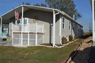 10020 Hamp Dr, Dade City, FL 33525 - Photo 52