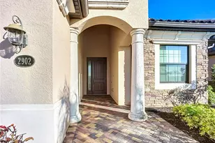 2902 Aviamar Cir, Naples, FL 34114 - Photo 8